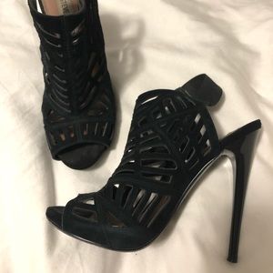 Steve Madden Bannit Booties/Heels, Black, Size 7